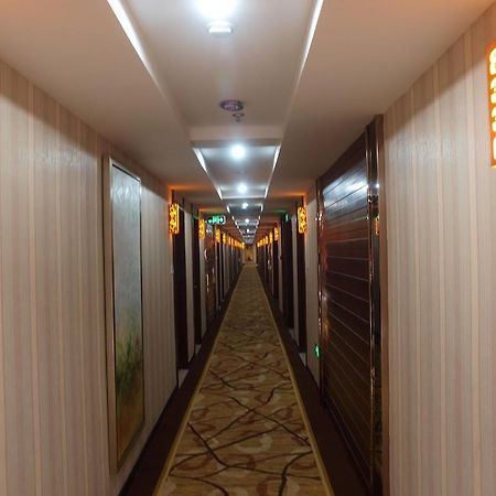 Yiwu Midi Hotel מראה חיצוני תמונה